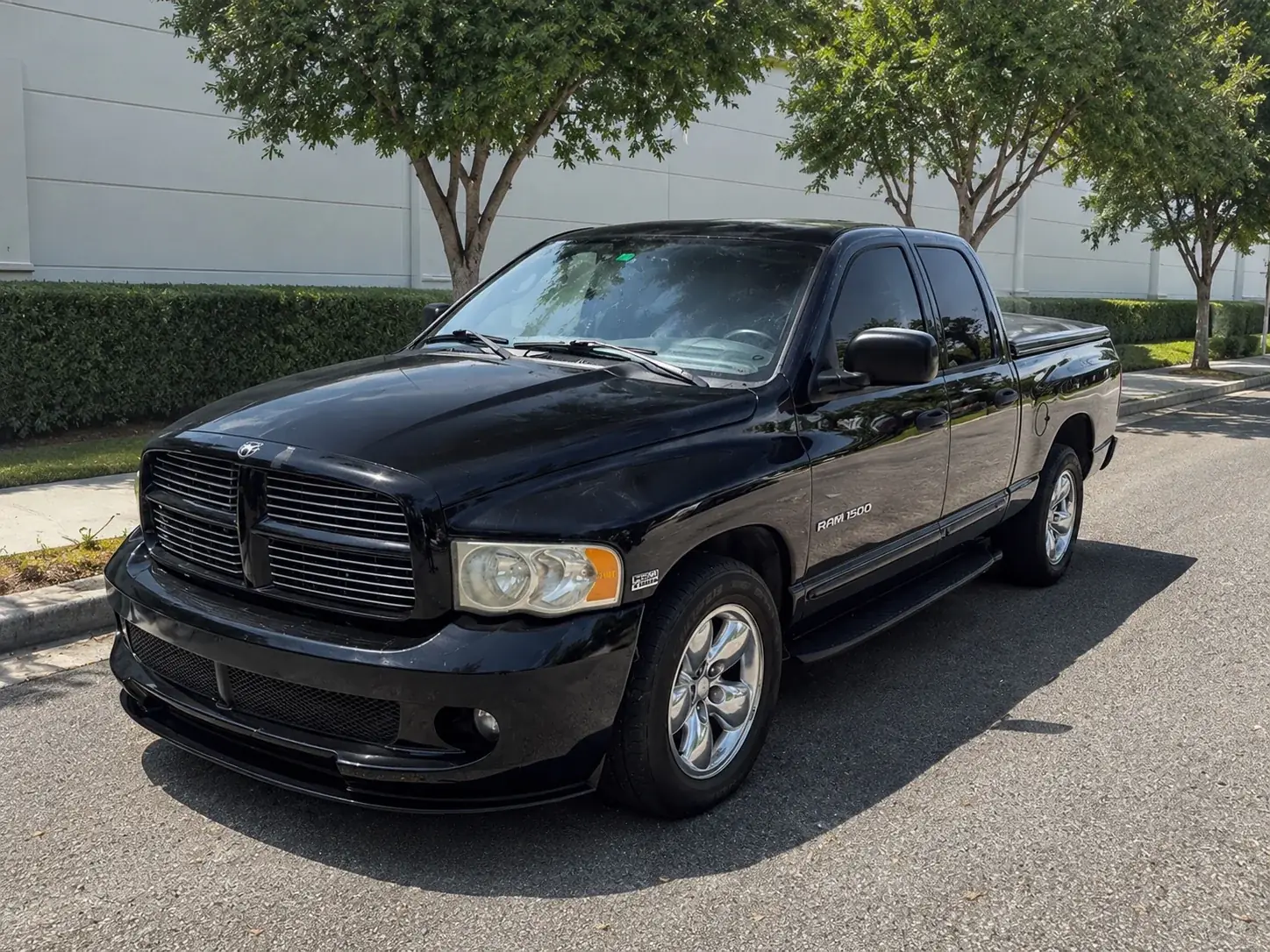 2004 Dodge Ram 1500 Crew Cab rental truck