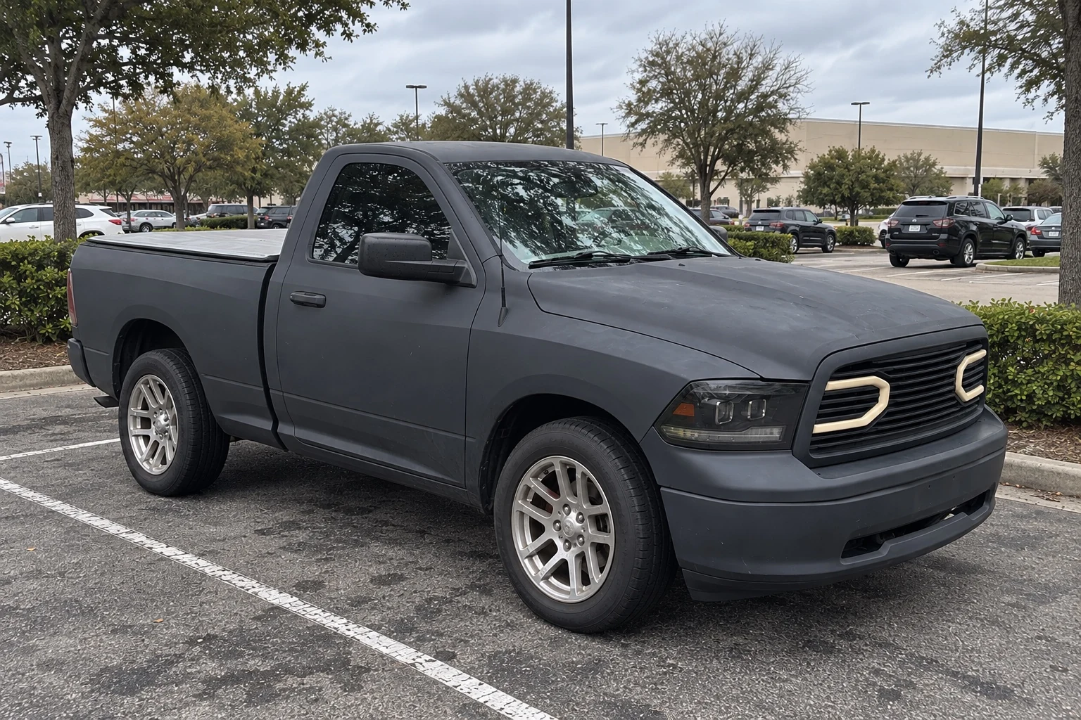 2011 Dodge Ram 1500 angle 2