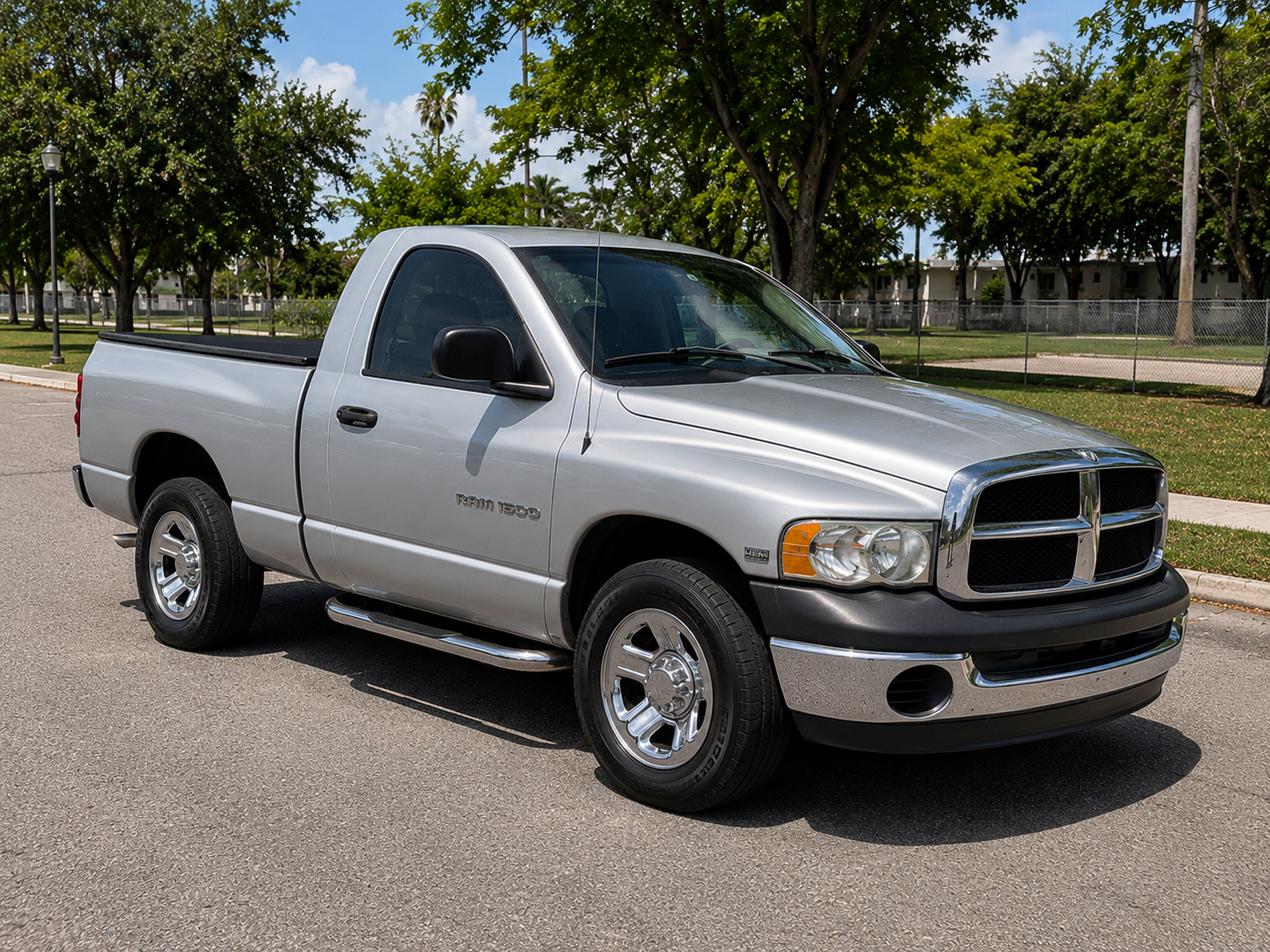 2003 Dodge Ram 1500 • 5.7L HEMI V8 • Bed Cover wireless CarPlay